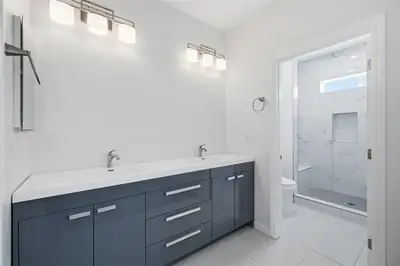 5131 Valdez Court, Pahrump, NV 89060 Primary Bathroom