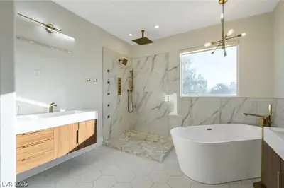 2485 Sturrock Drive, Henderson, NV 89044 Primary Bathroom