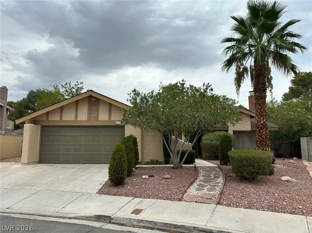 6672 Peachtree Lane, Las Vegas, NV 89103