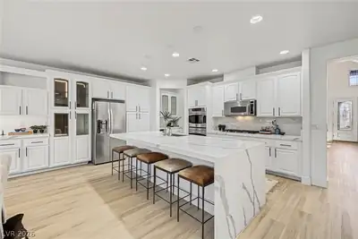 379 Autumn Hue Avenue, Las Vegas, NV 89123 Kitchen