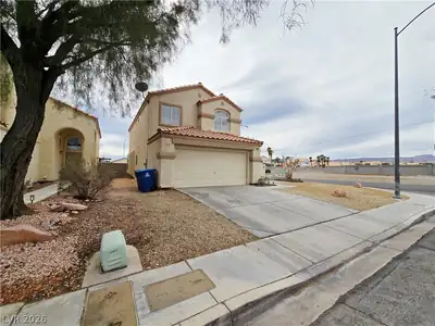 7327 Sequoia Springs Drive, Las Vegas, NV 89147 Front of Structure