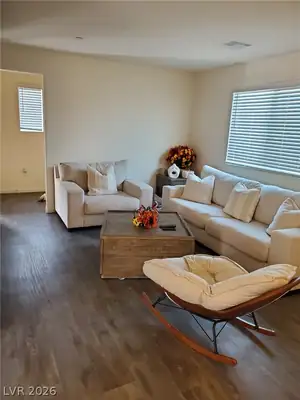 6912 Diamond Blue Street, North Las Vegas, NV 89086 Living Room