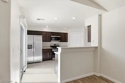 9344 Field Thistle Avenue, Las Vegas, NV 89149 Kitchen