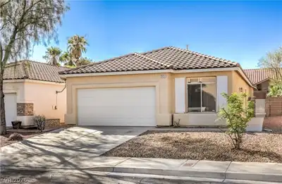 7171 Russell Ranch Avenue, Las Vegas, NV 89113 Front of Structure