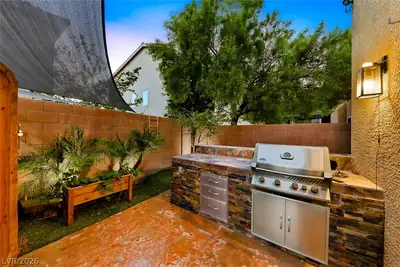 6013 Lazy Creek Avenue, Las Vegas, NV 89139 Patio