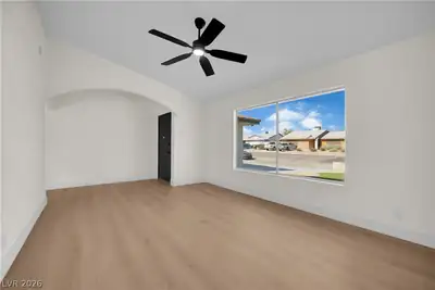 5420 Oxbow Street, Las Vegas, NV 89119 Living Room