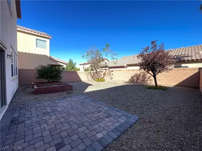 512 Eagle Glen Road, Las Vegas, NV 89148 Yard