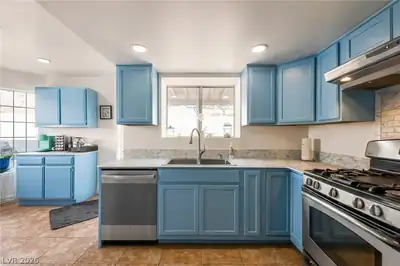 2282 Wide Canyon Court, Laughlin, NV 89029 Kitchen