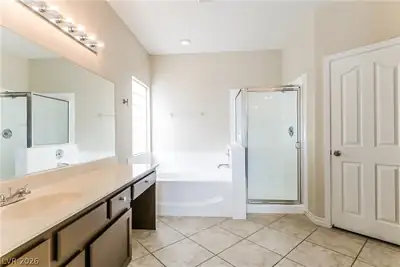 8301 Valleybreeze Avenue, Las Vegas, NV 89129 Bathroom