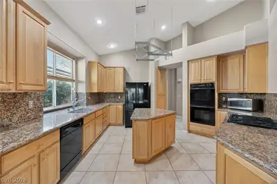 541 Summer Mesa Drive, Las Vegas, NV 89144 Kitchen