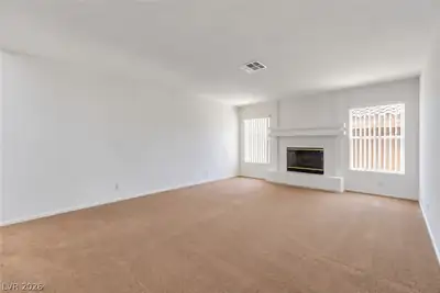 9609 Rancho Palmas Drive, Las Vegas, NV 89117 Living Room