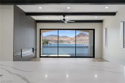 19 Via Del Garda, Henderson, NV 89011 Living Room