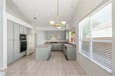 8950 Belconte Lane, Henderson, NV 89074 Kitchen
