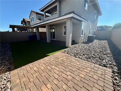 339 Andy Wheeler Drive, Henderson, NV 89011 Yard