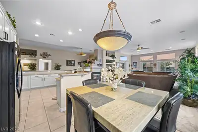 5562 Oakview Falls Court, Las Vegas, NV 89148 Dining Area