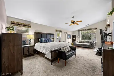 5562 Oakview Falls Court, Las Vegas, NV 89148 Primary Bedroom