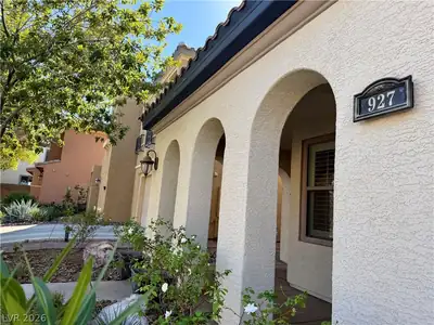 927 Via Canale Drive, Henderson, NV 89011 