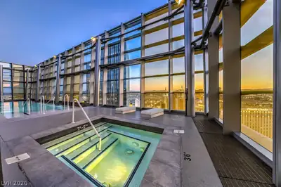 3722 Las Vegas Boulevard 604, Las Vegas, NV 89158 Pool
