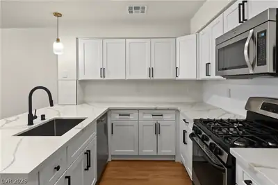 2041 Willowbury Drive D, Las Vegas, NV 89108 Kitchen