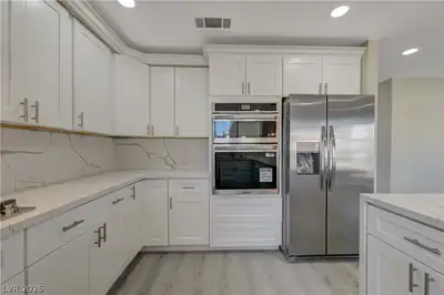 1252 Little Sidnee Drive, Las Vegas, NV 89123 Kitchen