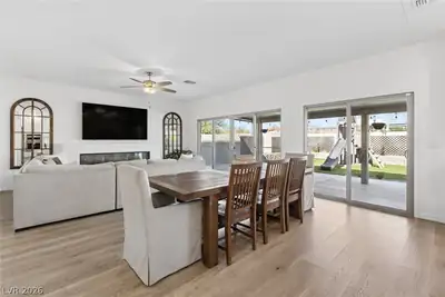 7080 Moss Hill Avenue, Las Vegas, NV 89113 Dining Area