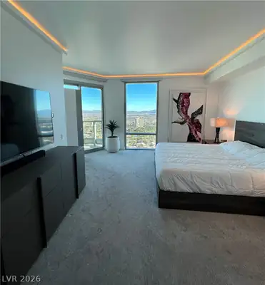 322 Karen Avenue 4405, Las Vegas, NV 89109 Primary Bedroom