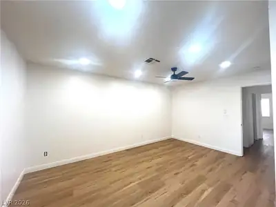 5521 Maidstone Circle, Las Vegas, NV 89142 Primary Bedroom