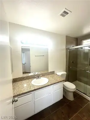 5521 Maidstone Circle, Las Vegas, NV 89142 Primary Bathroom