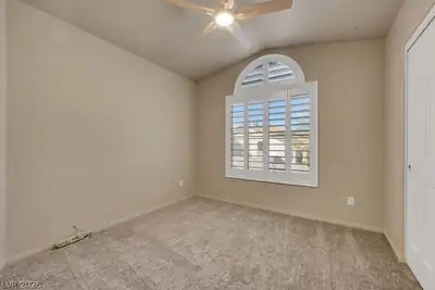 3368 Huntington Crest Court, Las Vegas, NV 89117 Bedroom