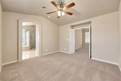 3368 Huntington Crest Court, Las Vegas, NV 89117 Primary Bedroom