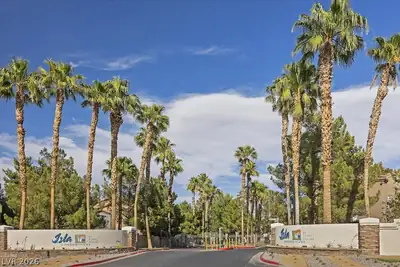 2110 Sealion Drive 201, Las Vegas, NV 89128 Entry