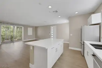 11258 Essence Point Avenue 206, Las Vegas, NV 89135 Kitchen