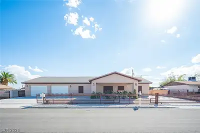 4727 East Boston Avenue, Las Vegas, NV 89104 Front of Structure