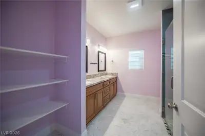 4727 East Boston Avenue, Las Vegas, NV 89104 Primary Bathroom
