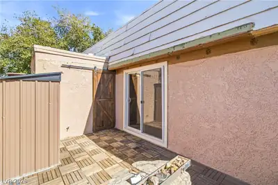 3652 Villa Knolls South Drive, Las Vegas, NV 89120 Patio