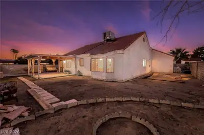 901 Shifting Sands Drive, Las Vegas, NV 89108 Back of Structure