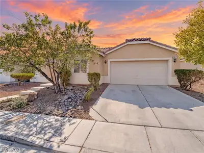 5977 Sierra Medina Avenue Las Vegas, NV 89139