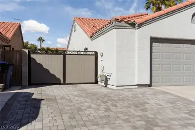 4235 Famoso Drive, North Las Vegas, NV 89032 