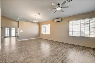 2503 Hollow Oak Avenue, North Las Vegas, NV 89031 Living Room