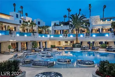4381 West Flamingo Road 53310, Las Vegas, NV 89103 Pool