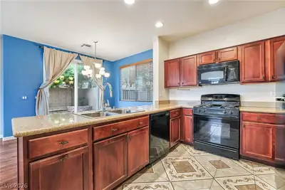 168 Red Tee Lane, Las Vegas, NV 89148 Kitchen