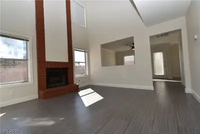 3909 Steinbeck Drive, Las Vegas, NV 89115 Living Room