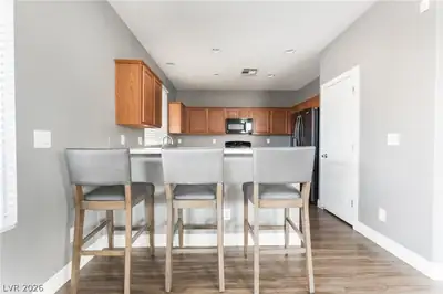 7725 Donner Peak Street, Las Vegas, NV 89166 Kitchen