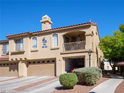 7310 Camrose Ridge Place 204, Las Vegas