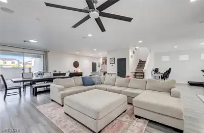 976 East Sunset Road, Henderson, NV 89011 Living Room