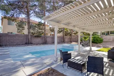 1687 Keepsake Avenue, Henderson, NV 89014 Yard