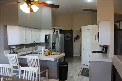 5480 Royal Vista Lane, Las Vegas, NV 89149 Kitchen