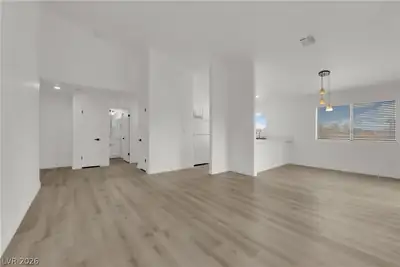 5016 South Rainbow Boulevard 207, Las Vegas, NV 89118 