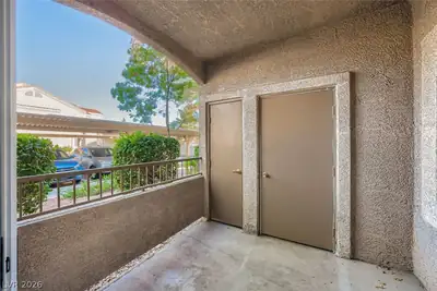 9470 Peace Way 101, Las Vegas, NV 89147 Patio