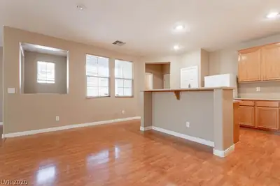 6250 West Arby Avenue 195, Las Vegas, NV 89118 Dining Area